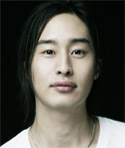 信義 イ・フィリップ